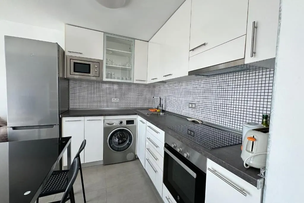 Apartmán Casabruno Puerto del Carmen  0*, Puerto del Carmen (Lanzarote)
